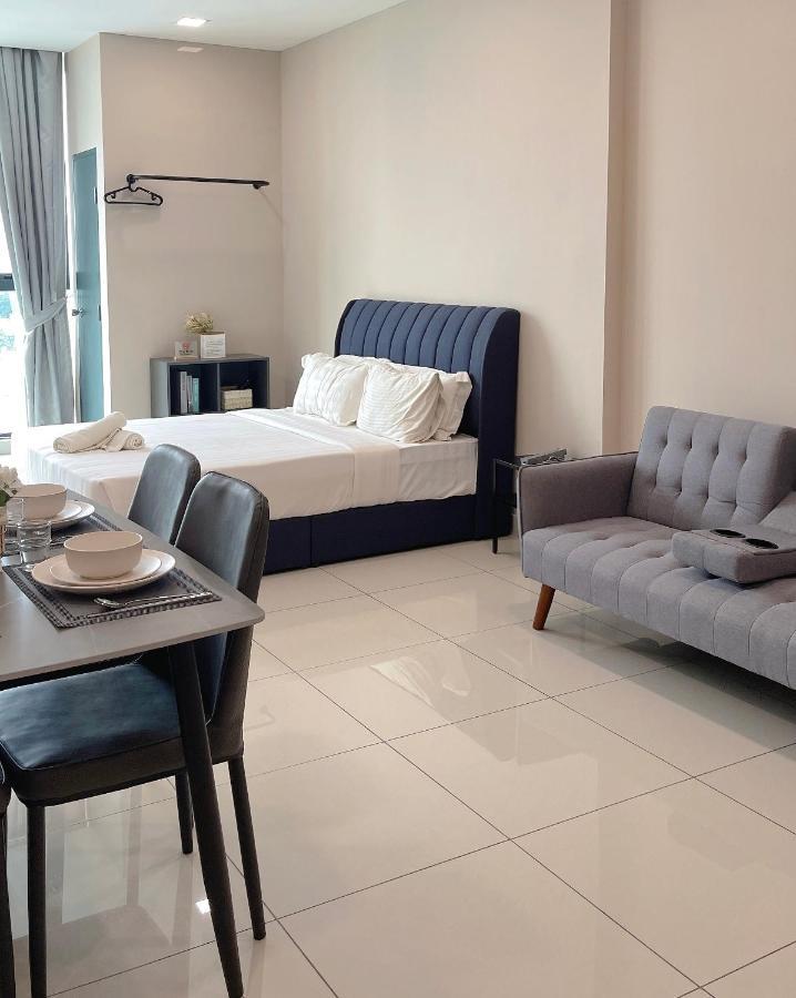 Atria Sofo Suites - Petaling Jaya Exterior photo